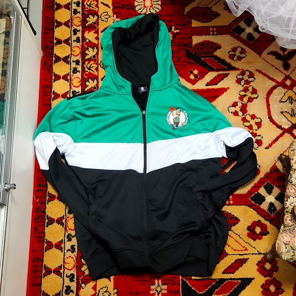 Boston celtics zip up hooded top
